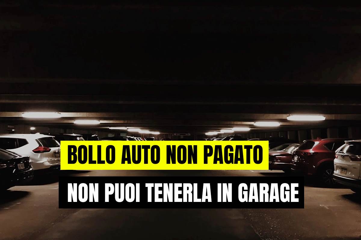 Auto ferma in garage